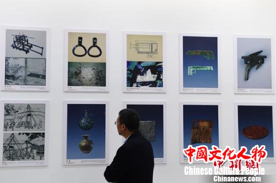 4月15日,中国科学院文献情报中心举办的“中国古代重要科技发明创造展”正在兰州展出。 杨艳敏 摄 4月15日,中国科学院文献情报中心举办的“中国古代重要科技发明创造展”正在兰州展出。 杨艳敏 摄