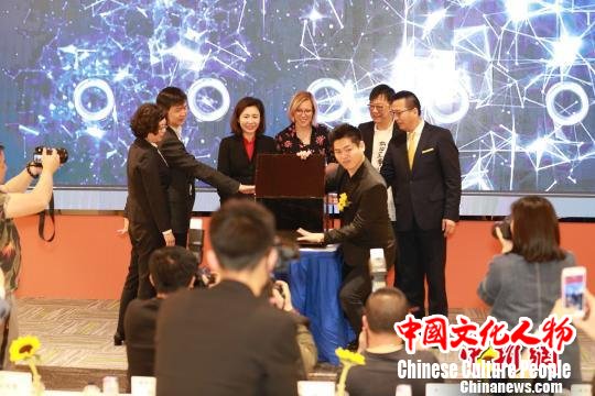 4月26日，第四届“追逐梵高”大赛？东岸全国总决赛暨首届世博艺术季揭幕式在上海举行。世博管理局 供图