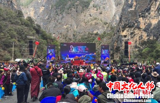 图为音乐节现场 张丹 摄