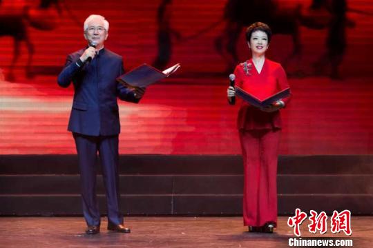 “丝路青年读丝路”朗诵大会在北京举办搭建青年交流桥梁