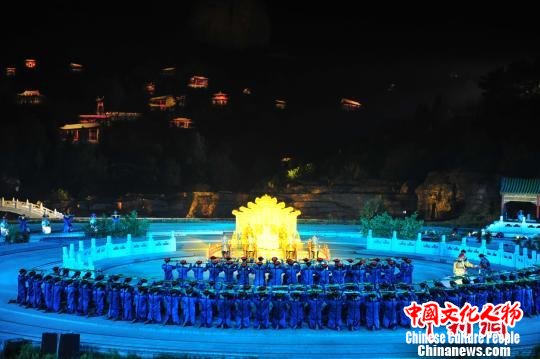 《尾声·满汉全席》 张桂芹 摄