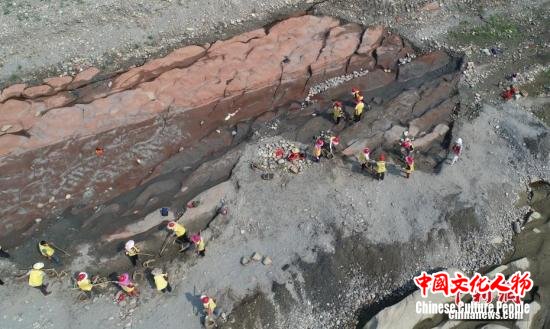 点击进入下一页