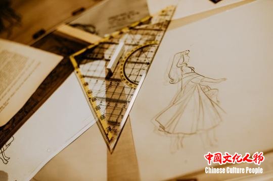 点击进入下一页