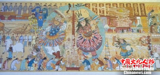 老人用22年绘制满乡风情长卷面积是《清明上河图》30倍