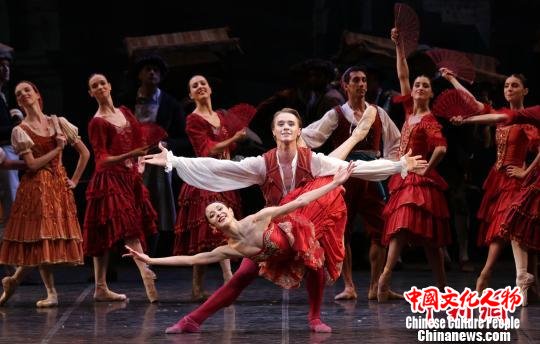 芭蕾舞剧《堂·吉诃德》上海开演