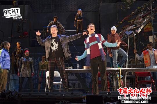 百老汇经典原版音乐剧《吉屋出租》在沪开演