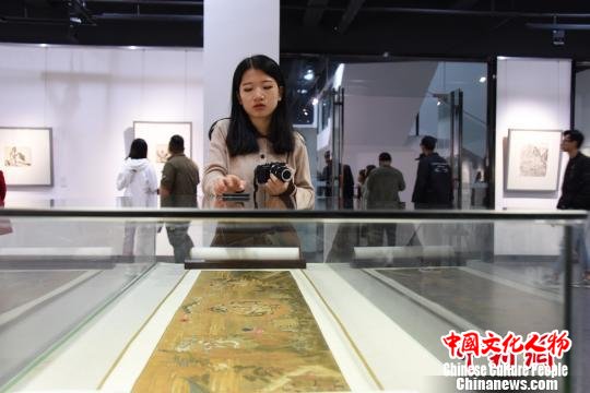 张仃艺术展暨《张仃全集》发行仪式在南宁举行