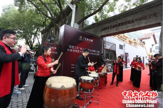 上海民族乐团快闪表演。 供图